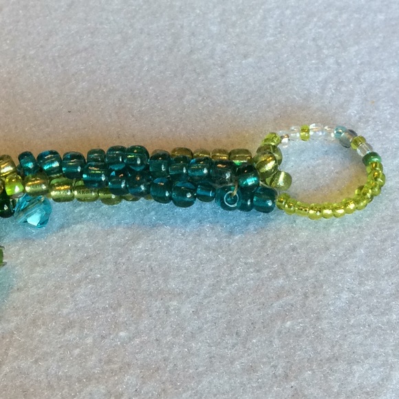 FINAL SALE PRICE CL Designs Blue/Green Twisted Crystal Bracelet - Picture 3 of 4